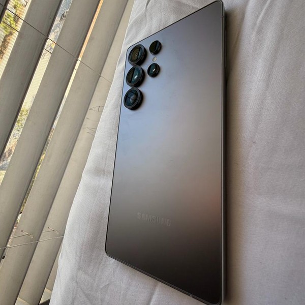 Samsung Galaxy S25 Ultra - Unlocked, 512 GB, Silverblue, 12 GB, SM-S938U1