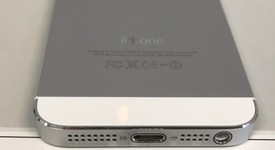 Good
													Apple iPhone 5S - Unlocked, Silver, 16 GB, A1533, GSM, photo 4 of 7