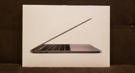 New
													MacBook Pro 2017 (With Touch Bar) - 13" - Gray, 1 TB, 16 GB, photo 3 of 6