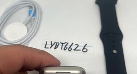 Mint
													Apple Watch Series 9 41mm - Starlight, A2978 - GPS, Aluminum, photo 4 of 5