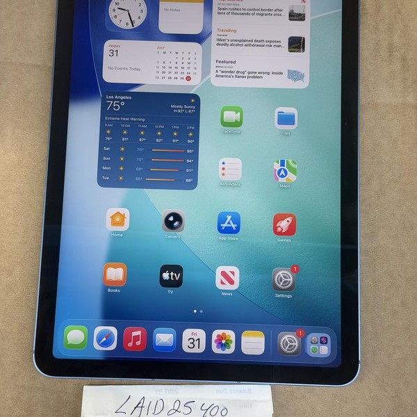 Apple iPad Air (5th Gen) - Unlocked, 256 GB, Blue, A2589