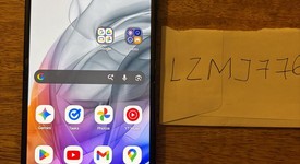 Mint
													Motorola Razr Plus (2024) - Unlocked, Navy Blue, 256 GB, 12 GB, photo 1 of 7