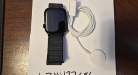 Good
													Apple Watch SE 2nd Gen 44mm - Midnight, A2723 - GPS, Aluminum, photo 1 of 7