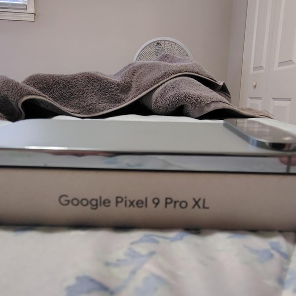 Google Pixel 9 Pro XL - Unlocked, 256 GB, Hazel, 16 GB, GGX8B