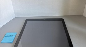 Fair
													Apple iPad 6th Gen - Wi-Fi, Gray, 32 GB, A1893, photo 2 of 7