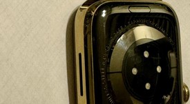 Mint
													Apple Watch Series 9 45mm - Unlocked, Gold, A2984 - Cellular, Stainless, photo 1 of 11