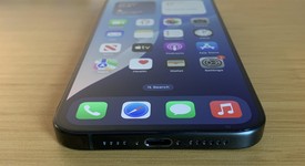 Good
													Apple iPhone 15 Pro Max - Unlocked, Black, 256 GB, A2849, photo 2 of 6