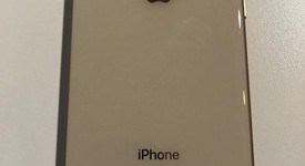 Fair
													Apple iPhone 8 - T-Mobile, Gold, 64 GB, A1863, photo 3 of 5
