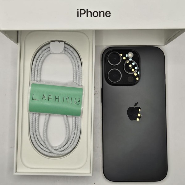 Apple iPhone 16 Pro - Unlocked, 256 GB, Black, A3083