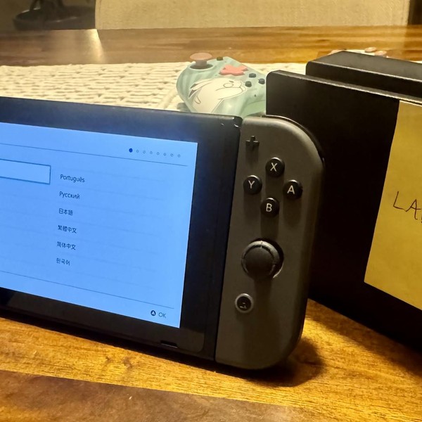 Nintendo Switch - 32 GB, Grey