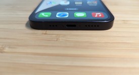 Good
													Apple iPhone 12 - Unlocked, Black, 64 GB, A2172, photo 3 of 15