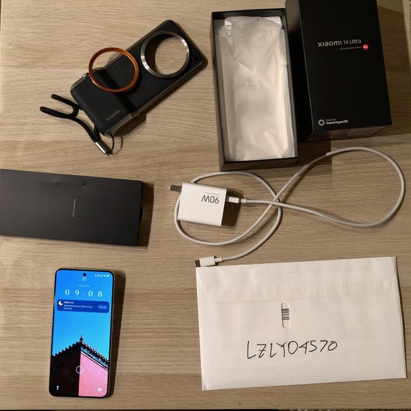 Xiaomi 14 Ultra - Unlocked Non-US, White, 256 GB, 12 GB