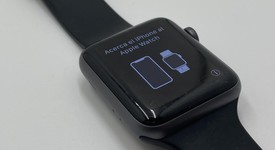 Good
													Apple Watch Series 3 42mm - Gray, A1859, Aluminum - GPS, photo 2 of 8