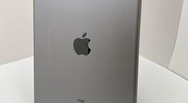 Fair
													Apple iPad 6th Gen - Unlocked, Gray, 32 GB, A1954, photo 3 of 6