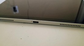 Good
													Apple iPad Pro 11" 2nd Gen 2020 - Wi-Fi, Silver, 128 GB, A2228, photo 4 of 7