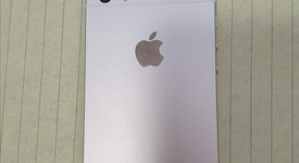 Mint
													Apple iPhone SE 1st Gen 2016 - Simple Mobile, Silver, 32 GB, A1662, photo 3 of 5