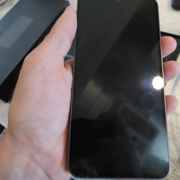 Samsung Galaxy S24 FE - T-Mobile, 128 GB, Graphite, SM-S721U