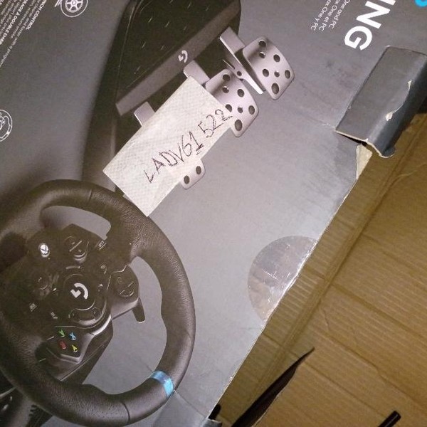 Logitech G923 TRUEFORCE Racing Wheel