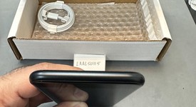 Mint
													Apple iPhone SE 3rd Gen 2022 - Unlocked, Midnight, 64 GB, A2595, photo 6 of 6