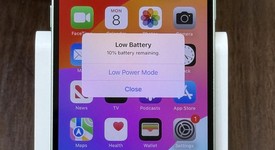 Good
													Apple iPhone 12 - Cricket, Green, 64 GB, A2172, photo 2 of 8