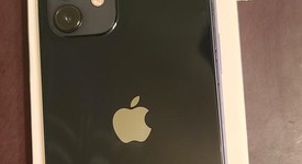 Mint
													Apple iPhone 12 - Boost, Black, 64 GB, A2172, photo 3 of 5