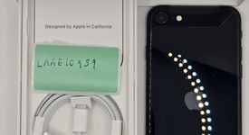 Mint
													Apple iPhone SE 3rd Gen 2022 - Unlocked, Midnight, 64 GB, A2595, photo 2 of 14