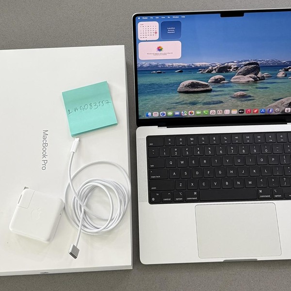 MacBook Pro 2024 - 14 inch - 512 GB, Silver, 16 GB, Apple M4