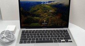 Mint
													MacBook Air 2020 - 13" - Apple M1, Silver, 256 GB, 8 GB, photo 1 of 10
