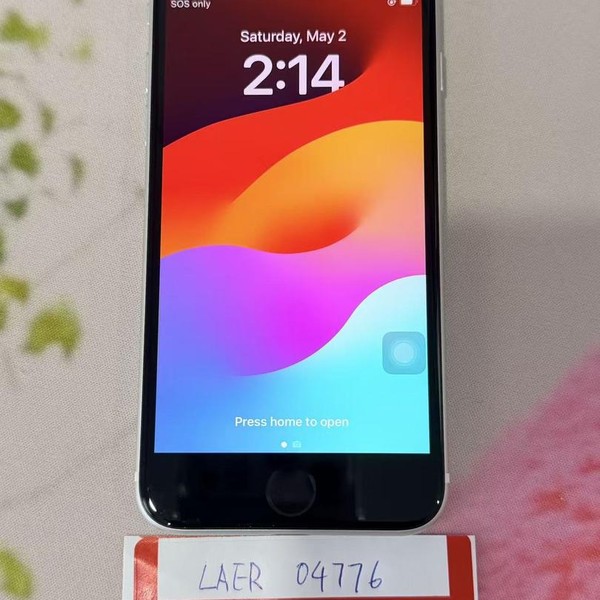 Apple iPhone SE 2nd Gen 2020 - Unlocked, 128 GB, White, A2275