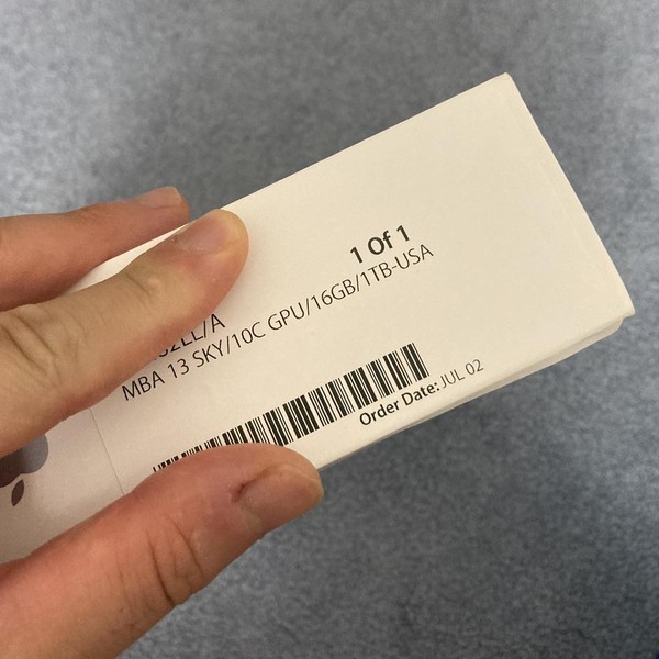 MacBook Air 2025 (M4) - 13 inch - 1 TB, Sky Blue, 16 GB, Apple M4