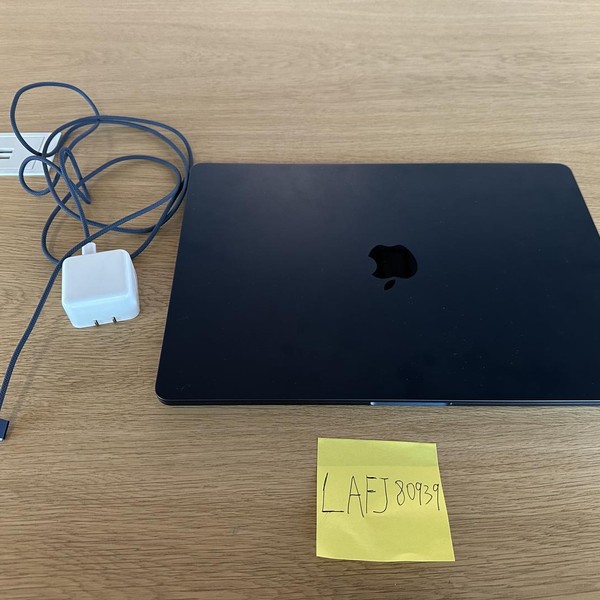 MacBook Air 2025 (M4) - 15 inch - 256 GB, Midnight, 16 GB, Apple M4