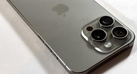 Good
													Apple iPhone 15 Pro Max - Verizon, Natural, 256 GB, A2849, photo 5 of 9