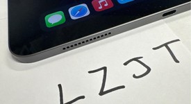 Good
													Apple iPad Pro 11" 2nd Gen 2020 - Wi-Fi, Gray, 256 GB, A2228, photo 3 of 10
