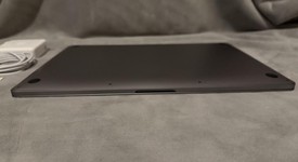 Good
													MacBook Pro 2017 (With Touch Bar) - 15" - I7, Gray, 512 GB, 16 GB, photo 5 of 15