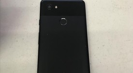 Good
													Google Pixel 2 XL - Verizon, Black, 64 GB, Verizon Edition, photo 3 of 7