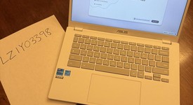 Mint
													ASUS Chromebook Plus CX3402 14" - I5, Pearl White, 128 GB, 8 GB, photo 2 of 5