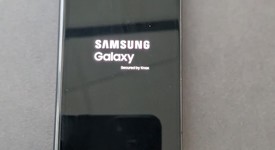Good
													Samsung Galaxy Z Fold4 5G - T-Mobile, Black, 512 GB, 12 GB, SM-F936U, photo 1 of 10