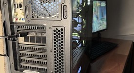 Mint
													Custom Gaming PC, photo 5 of 6
