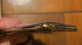 Good
													Apple iPhone Xs - Verizon, Gold, 256 GB, A1920, photo 3 of 17