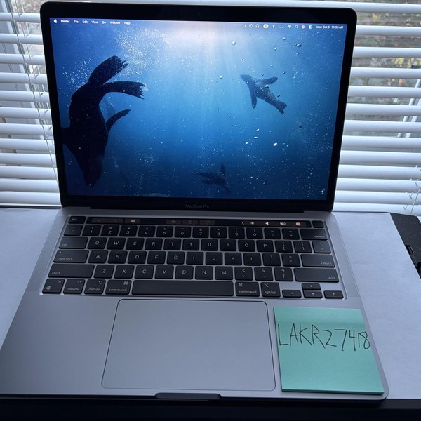 MacBook Pro 2020 - 13 inch - 256 GB, Gray, 16 GB, Apple M1