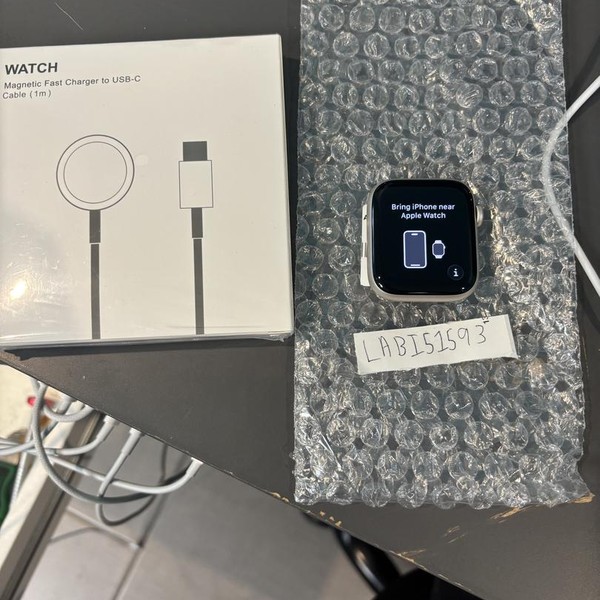 Apple Watch SE 3rd Gen 44mm - Starlight, A3325 - GPS