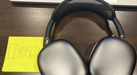 Used
													Apple AirPods Max - Gray, photo 1 of 5