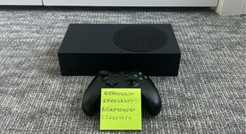 Mint
													Xbox Series S (2020) - Black, 1 TB, photo 1 of 8