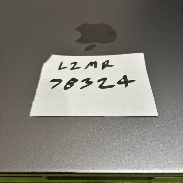 MacBook Pro 2021 - 16 inch - 512 GB, Gray, 16 GB, Apple M1 Pro 10-core