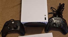 Mint
													Xbox Series X (2020) - Robot White, 1 TB, All-Digital, photo 3 of 14