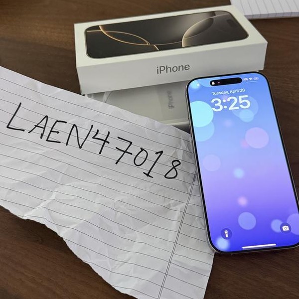 Apple iPhone 16 Pro - Unlocked, 256 GB, Natural, A3083