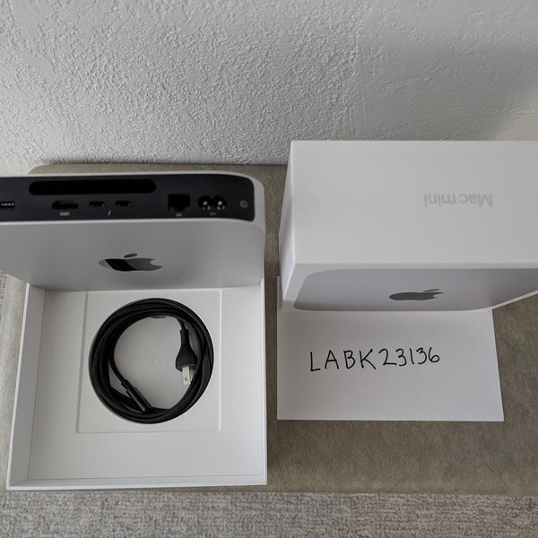 Mac mini 2020 - 512 GB, Silver, 16 GB, Apple M1