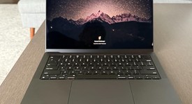 Mint
													MacBook Pro 2024 - 14" - Apple M4, Space Black, 512 GB, 16 GB, photo 3 of 19