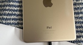 Good
													Apple iPad Mini 4 - Wi-Fi, Gold, 32 GB, photo 1 of 2
