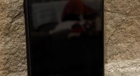 Mint
													Apple iPhone Xr - Unlocked, Black, 128 GB, A1984, photo 3 of 3